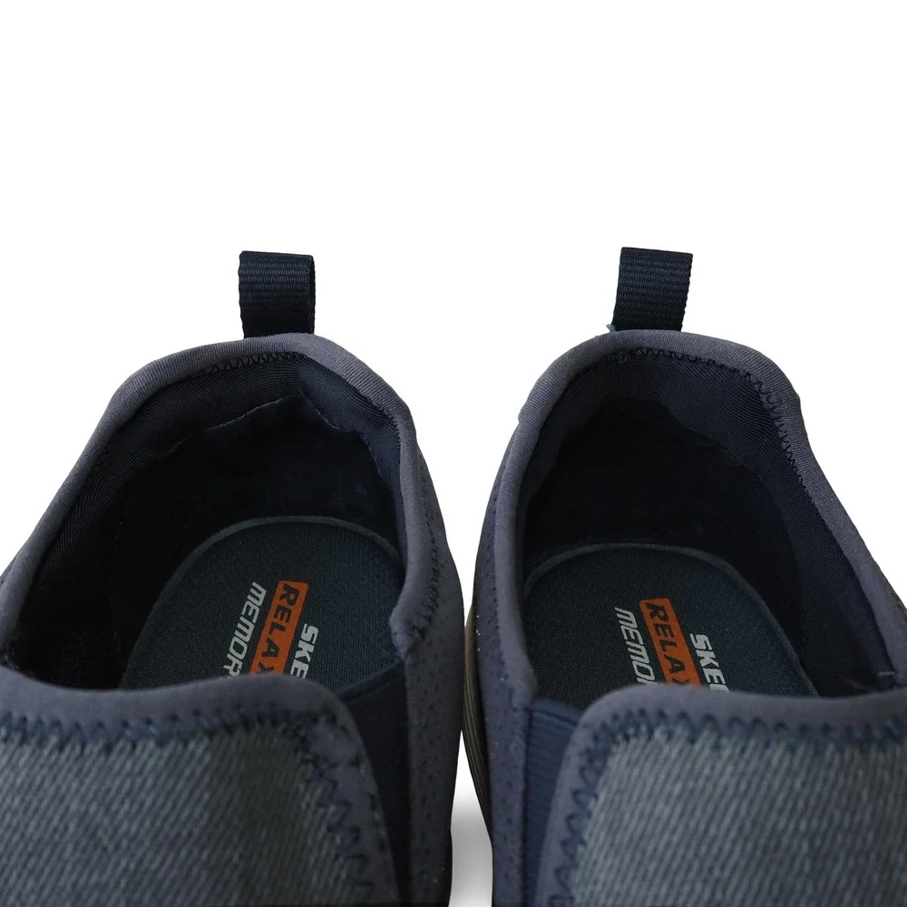 Skechers Delton Relaxed Fit Slip-on Loafers Mens 9 65751SA Navy Canvas Shoes